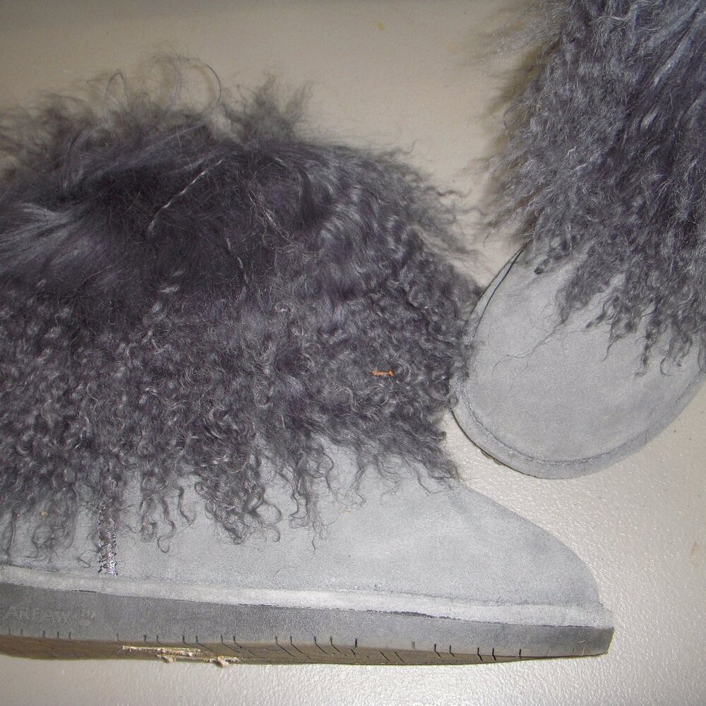 BearPaw Boo Suede & Curly Lamb Boots Women's 8M Charcoal Grey